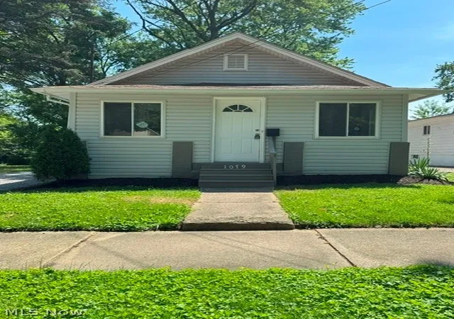 1st image of 1079 Peerless Ave, Akron, OH 44320 | MLS# 5232514
