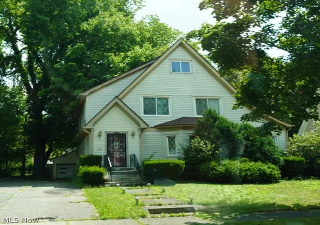 1st image of 531 Sunset View Dr, Akron, OH 44720 | MLS# 5232385
