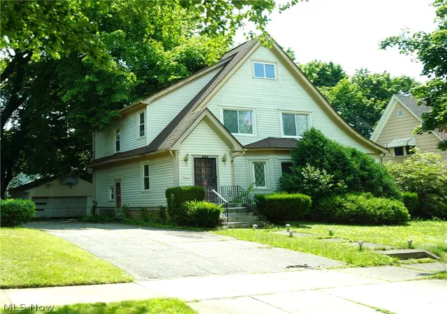 3rd image of 531 Sunset View Dr, Akron, OH 44720 | MLS# 5232385