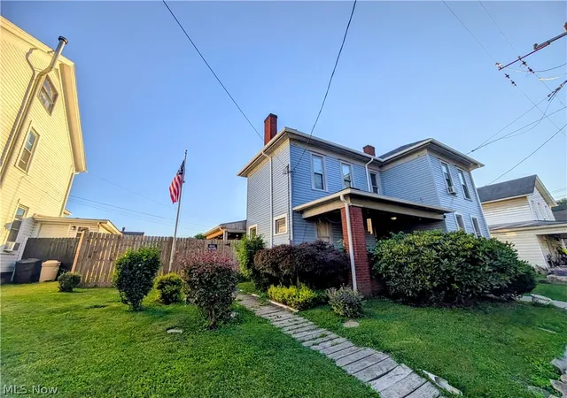 1st image of 306 10th St, Wellsville, OH 43968 | MLS# 5232536