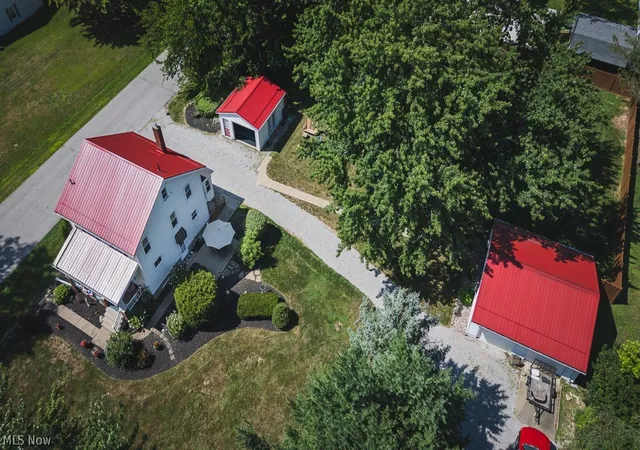 Photo 2 of Sale Pending at 290 Cooper Foster Park Rd W, Lorain, OH 44053 | MLS# 5232199 | Listing updated on 2026-08-03