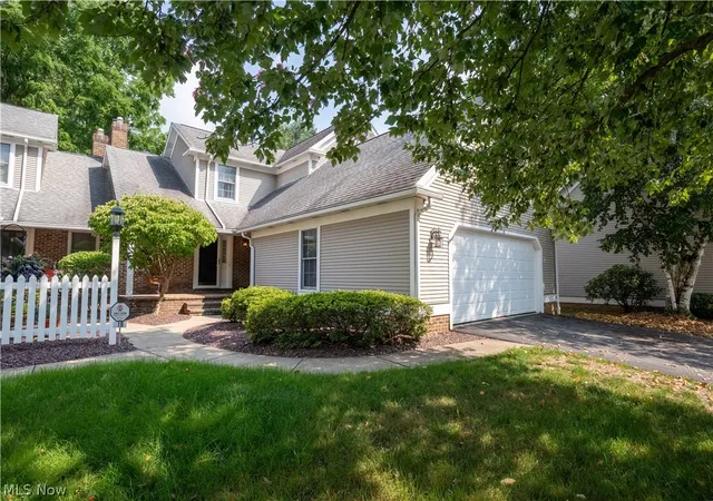 1st image of 40 The Ledges #1C, Poland, OH 44514 | MLS# 5232561
