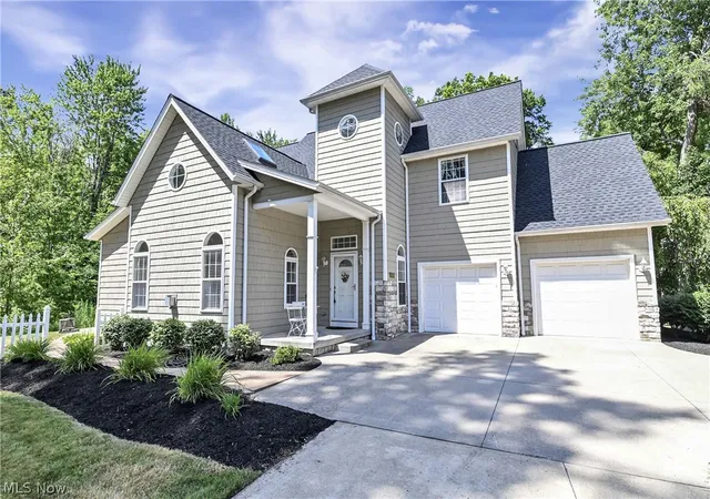 2nd image of 31470 Hilliard Blvd, Westlake, OH 44145 | MLS# 5231612