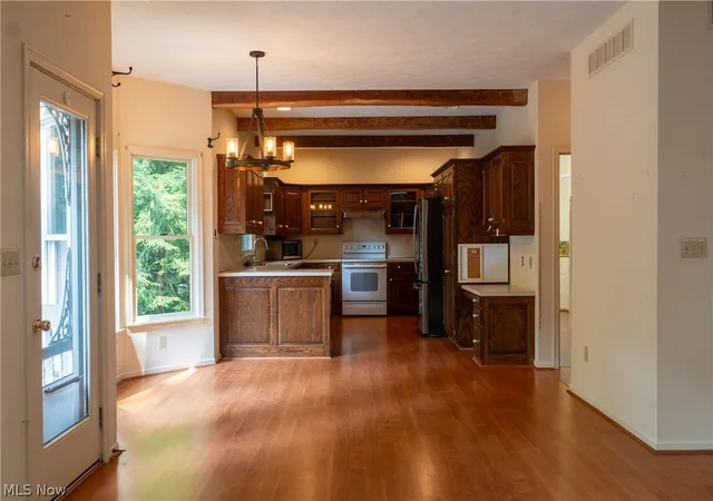5th image of 1611 Wildwood Dr, Wooster, OH 44691 | MLS# 5232258