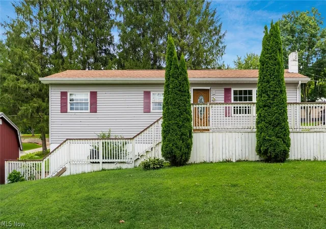 2nd image of 490 Cedarhurst Dr, Zanesville, OH 43701 | MLS# 5232591