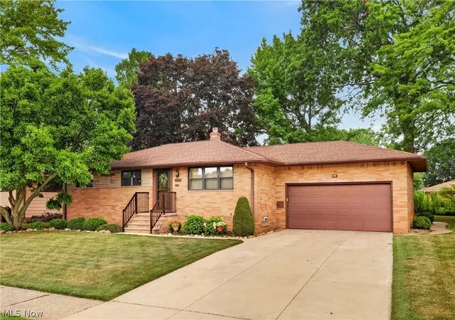 Photo 1 of Sale Pending at 8460 Banner Ln, Cleveland, OH 44129 | MLS# 5232256 | Listing updated on 2026-08-01