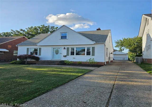 1st image of 6906 Belmere Dr, Cleveland, OH 44129 | MLS# 5232567