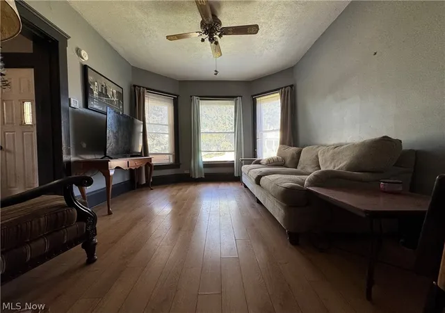 Photo 3 of Single family home for sale at 709 Fulton Rd Nw, Canton, OH 44703 | MLS# 5230274 | Listing updated on 2026-08-28