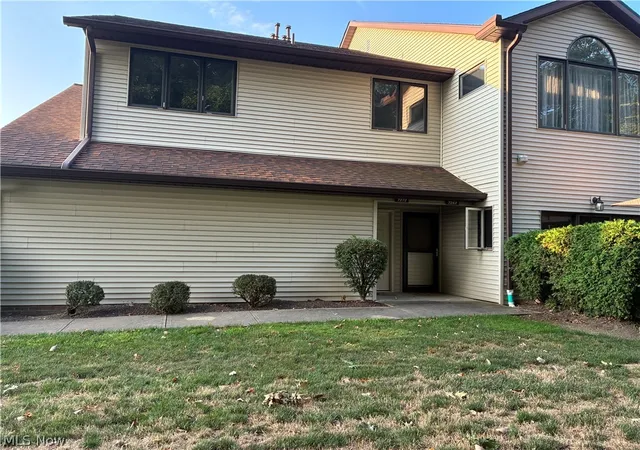 5th image of 7272 Village Dr, Concord Township, OH 44060 | MLS# 5232562