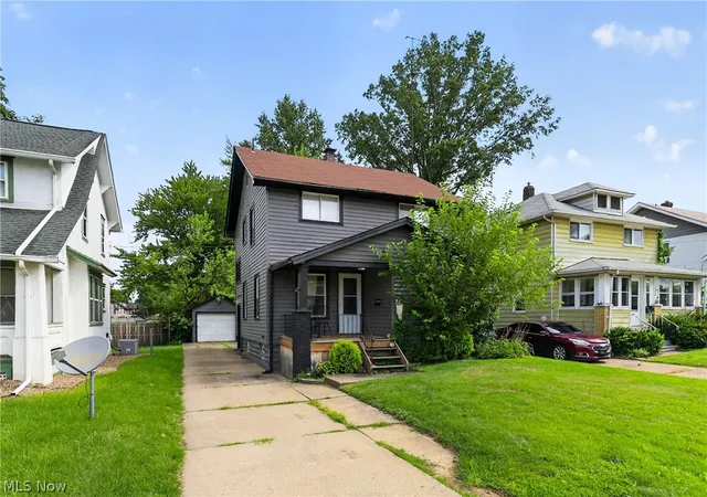 2nd image of 1529 Longfellow Ct Ne, Warren, OH 44483 | MLS# 5232534