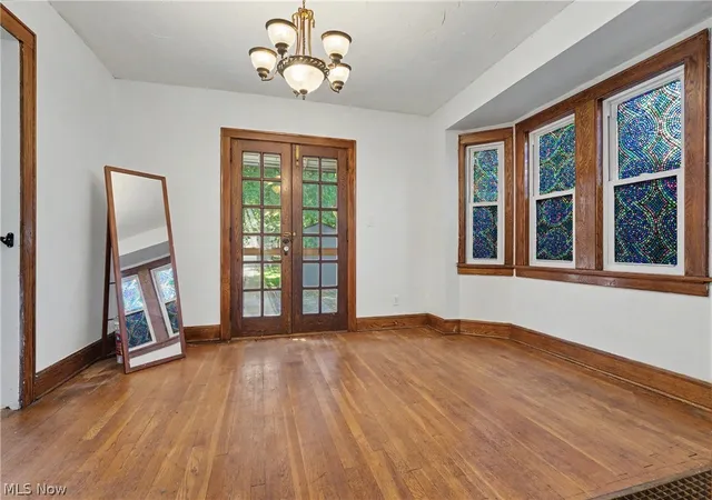5th image of 326 S Firestone Blvd, Akron, OH 44301 | MLS# 5211473