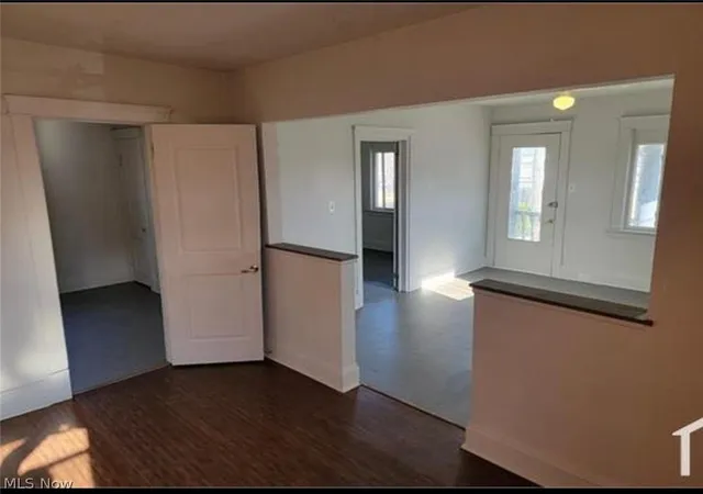 5th image of 3872 E 57Th St, Cleveland, OH 44105 | MLS# 5231971