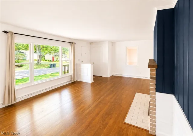 Photo 3 of Sale Pending at 340 Kenwood Ave, Akron, OH 44313 | MLS# 5232166 | Listing updated on 2026-08-23