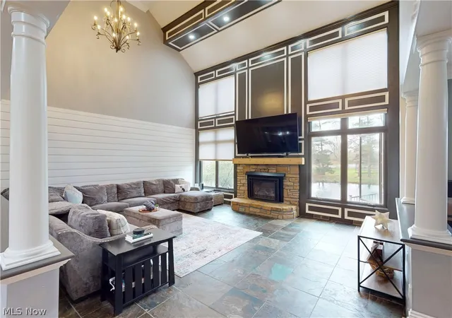 3rd image of 11205 Hampton Ridge Dr, Chardon, OH 44024 | MLS# 5232684