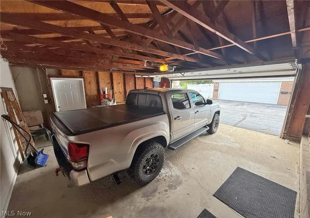 26th image of 2143 Greenway Dr, Uniontown, OH 44685 | MLS# 5232713