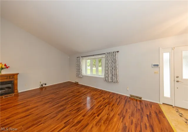 3rd image of 24656 Chardon Rd, Richmond Heights, OH 44143 | MLS# 5232478