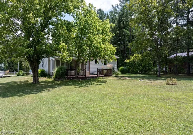Photo 4 of Sale Pending at 4044 Avon Lake Rd, Litchfield, OH 44253 | MLS# 5232502 | Listing updated on 2026-09-01