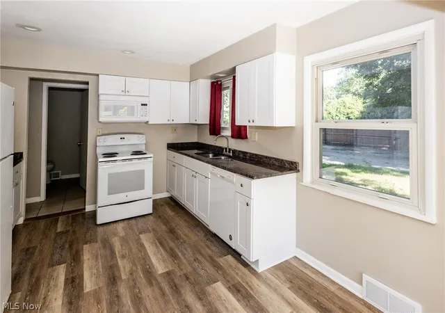 4th image of 71 Sivon Dr, Painesville, OH 44077 | MLS# 5232602