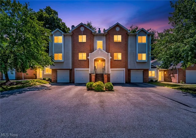 Photo 2 of Condo for sale at 356 Village Pointe Dr #C, Akron, OH 44313 | MLS# 5232706 | Listing updated on 2026-08-04