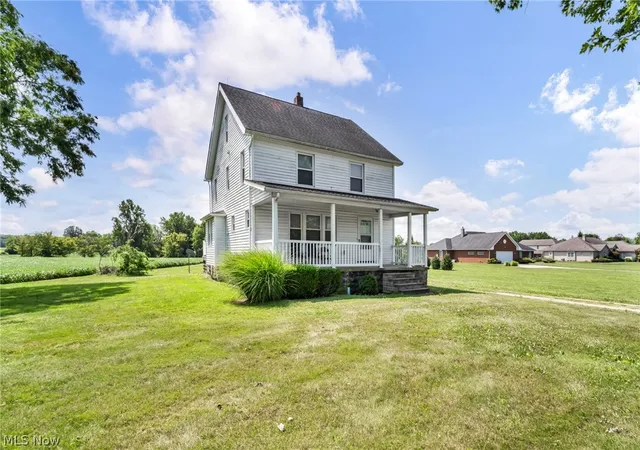 Photo 3 of Sale Pending at 37001 Butternut Ridge Rd, North Ridgeville, OH 44039 | MLS# 5230292 | Listing updated on 2026-08-05