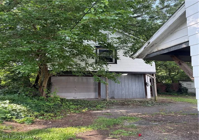 Photo 2 of Multi family home for sale at 338 E Thornton St, Akron, OH 44311 | MLS# 5232777 | Listing updated on 2026-07-31