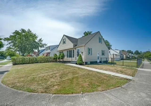 Photo 3 of Single family home for sale at 756 E 249th Street, Euclid, OH 44123 | MLS# 5232766 | Listing updated on 2026-08-22