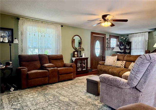 4th image of 802 N 2Nd St, Dennison, OH 44621 | MLS# 5232779
