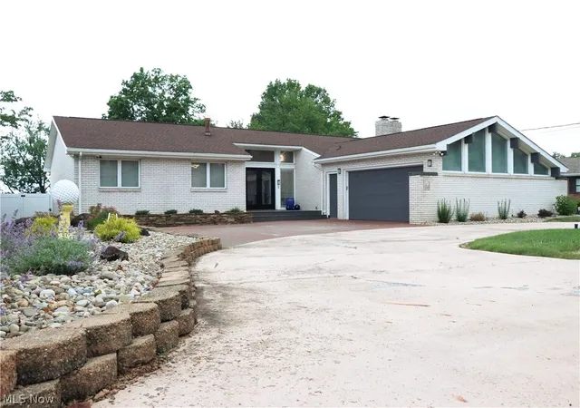 2nd image of 189 Highland Hills Dr, Follansbee, WV 26037 | MLS# 5218943