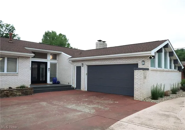 Photo 3 of Sale Pending at 189 Highland Hills Dr, Follansbee, WV 26037 | MLS# 5218943 | Listing updated on 2026-08-03