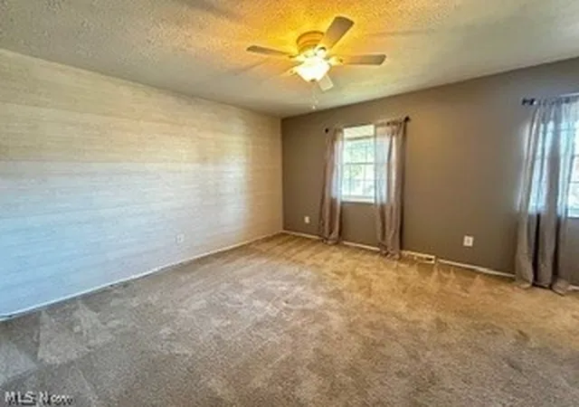 Listing Photo 5 - Condo for sale in building located at 157 Ault St, Wadsworth, OH 44281