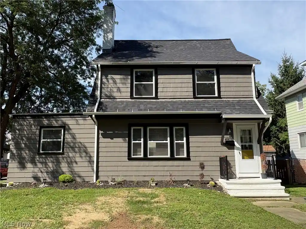 Photo 1 of Single family home for sale at 4802 Edgepark Dr, Cleveland, OH 44125 | MLS# 5232408 | Listing updated on 2026-10-19