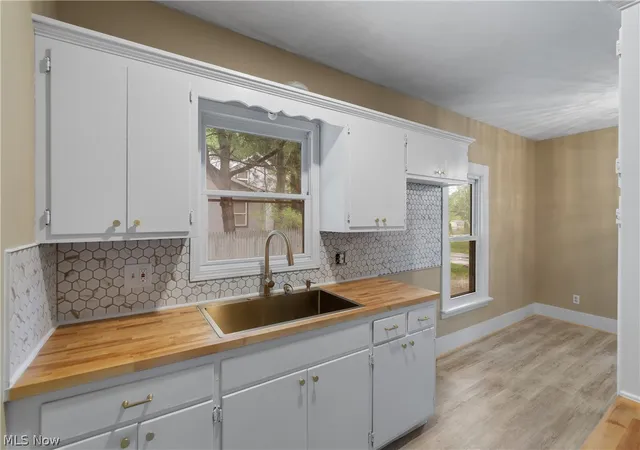 Photo 4 of Single family home for sale at 2371 Greensburg Rd, Green, OH 44720 | MLS# 5232865 | Listing updated on 2026-10-05