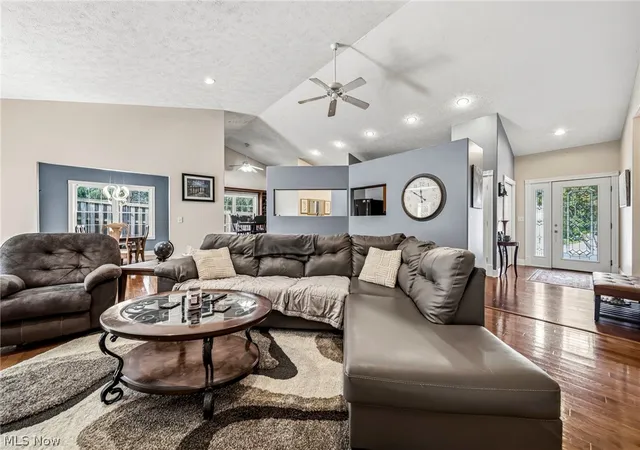 Photo 4 of Sale Pending at 11370 Prouty Rd, Concord Township, OH 44077 | MLS# 5232795 | Listing updated on 2026-10-02