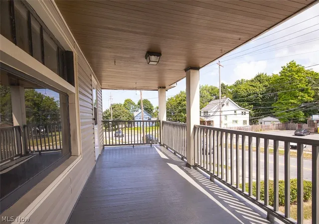 Listing Photo 4 - Condo for sale in building located at 4522 Turney Rd, Cleveland, OH 44105