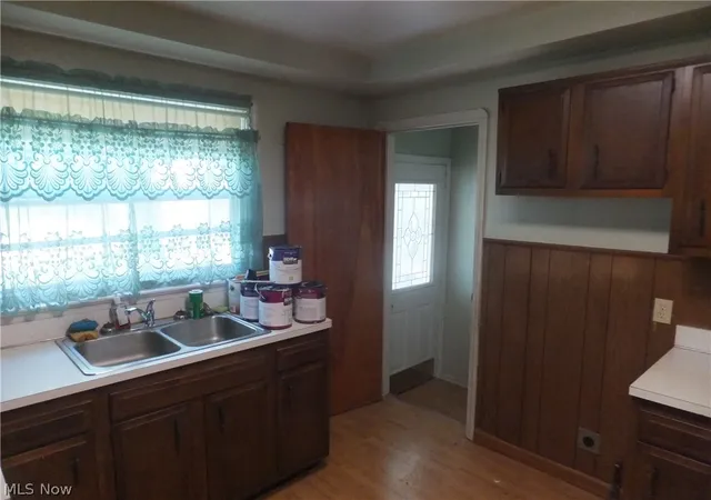 Photo 4 of Single family home for sale at 12929 W Pleasant Valley Rd, Cleveland, OH 44130 | MLS# 5233003 | Listing updated on 2026-08-24