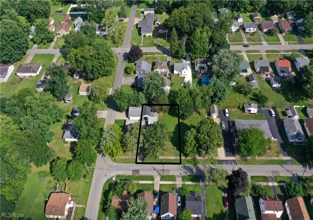 Photo 50 of Sale Pending at 1315 Edgehill Ave Se, Warren, OH 44484 | MLS# 5229926 | Listing updated on 2026-08-10