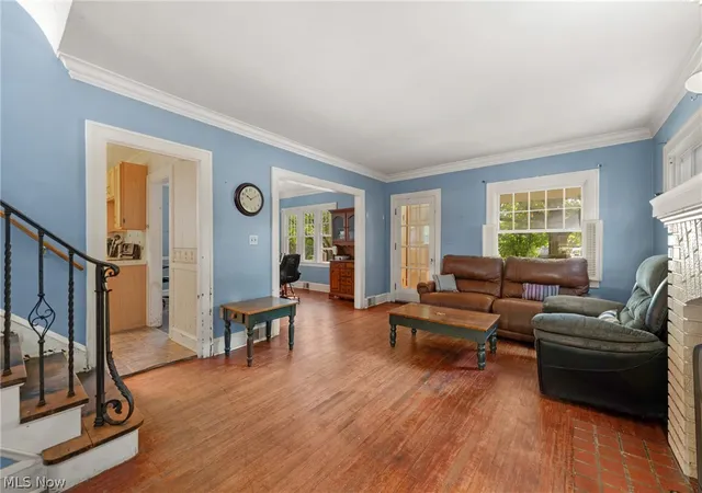 Photo 3 of Single family home for sale at 1224 Chase Ave, Lakewood, OH 44107 | MLS# 5231578 | Listing updated on 2026-08-24