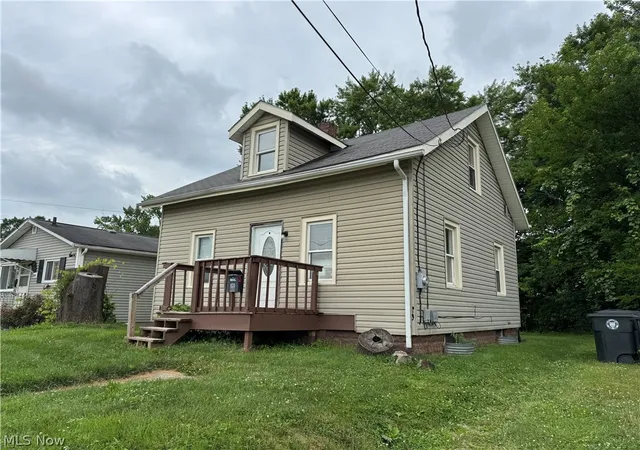 Photo 3 of Single family home for sale at 520 Ardella Ave, Akron, OH 44306 | MLS# 5233012 | Listing updated on 2026-08-01