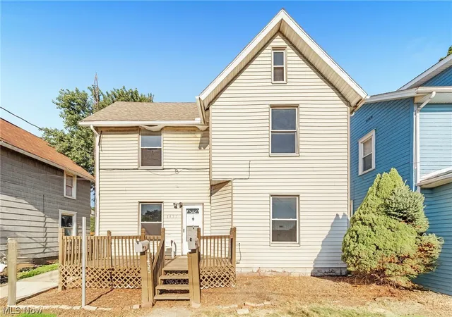 Photo 1 of Multi family home for sale at 1435 Stark Ave Sw, Canton, OH 44706 | MLS# 5232482 | Listing updated on 2026-09-23