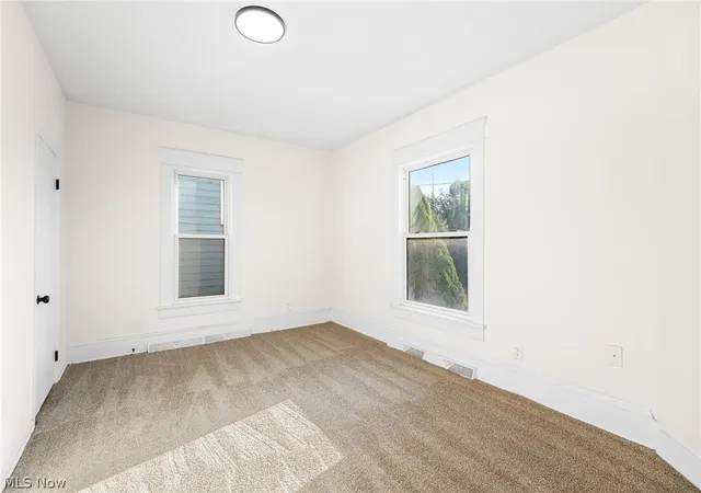 Listing Photo 5 - Condo for sale in building located at 1435 Stark Ave SW, Canton, OH 44706