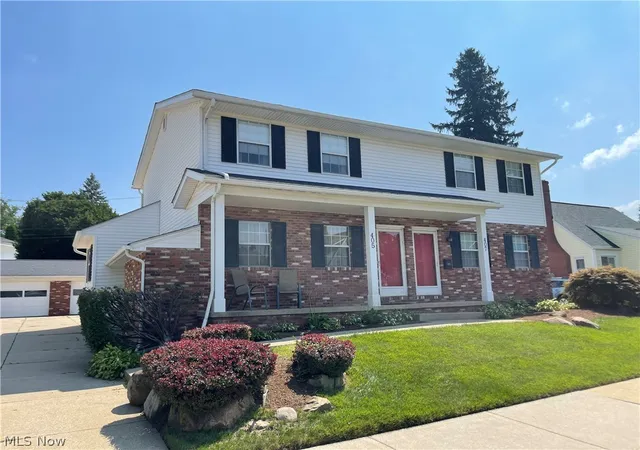 Multi family home for sale at 405-407 S Firestone Blvd, Akron, OH 44301 | MLS# 5233028