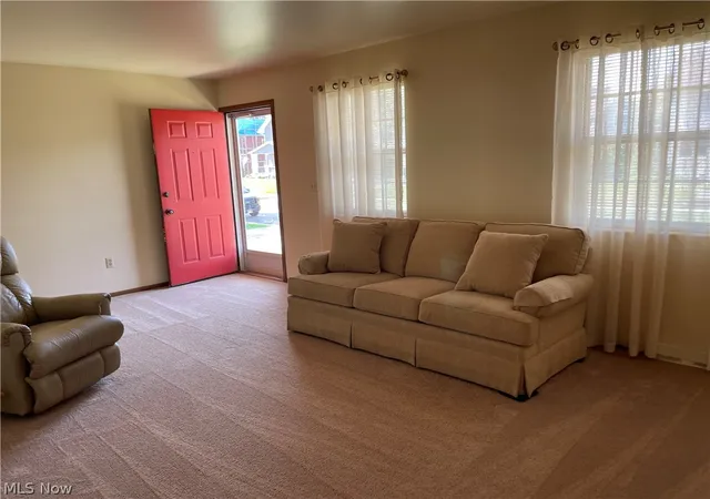 Listing Photo 4 - Condo for sale in building located at 405-407 S Firestone Blvd, Akron, OH 44301
