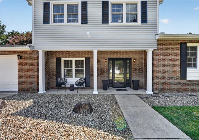 Photo 5 of Sale Pending at 423 Winding Way, Wadsworth, OH 44281 | MLS# 5233042 | Listing updated on 2026-08-04