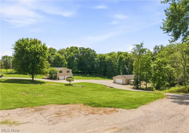 Photo 4 of Single family home for sale at 4190 Waynesburg Rd NW, Carrollton, OH 44615 | MLS# 5233065 | Listing updated on 2026-09-29