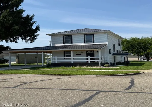 Photo 1 of Single family home for sale at 562 Heller Dr, Newcomerstown, OH 43832 | MLS# 5233071 | Listing updated on 2026-10-05