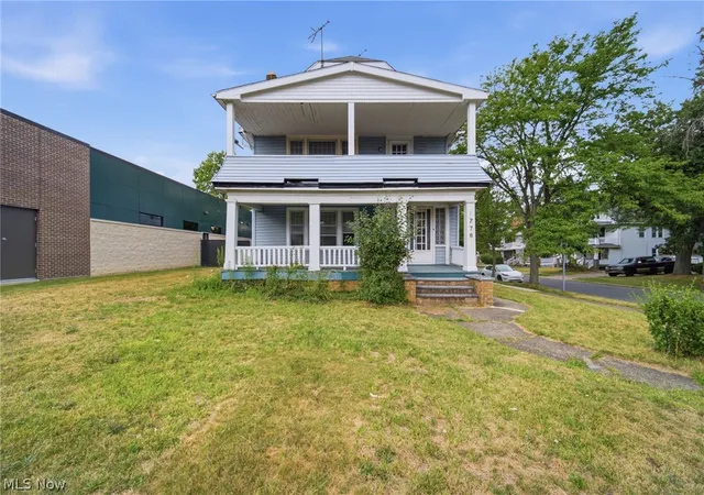 Multi family home for sale at 1776 S Taylor Rd, Cleveland Heights, OH 44118 | MLS# 5232549