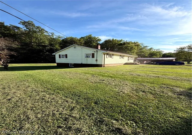 Photo 3 of Single family home for sale at 4794 Veterans Hwy, New Martinsville, WV 26155 | MLS# 5233089 | Listing updated on 2026-08-22