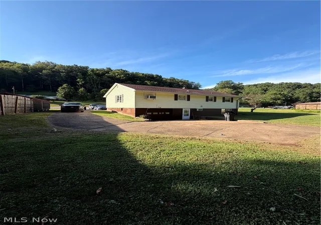Photo 4 of Single family home for sale at 4794 Veterans Hwy, New Martinsville, WV 26155 | MLS# 5233089 | Listing updated on 2026-09-20