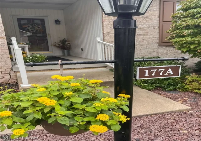 Photo 2 of Condo for sale at 177 Mathews Rd, Youngstown, OH 44512 | MLS# 5233149 | Listing updated on 2026-08-03