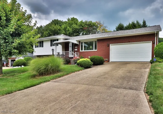Photo 3 of Single family home for sale at 1836 Bayberry Ln, Coshocton, OH 43812 | MLS# 5233108 | Listing updated on 2026-08-25